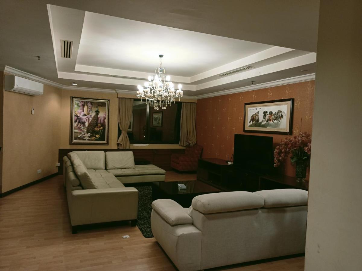 Ar Suite At Berjaya Times Square Kuala Lumpur Exterior photo